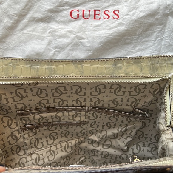 Guess bag - Picture 11 of 16